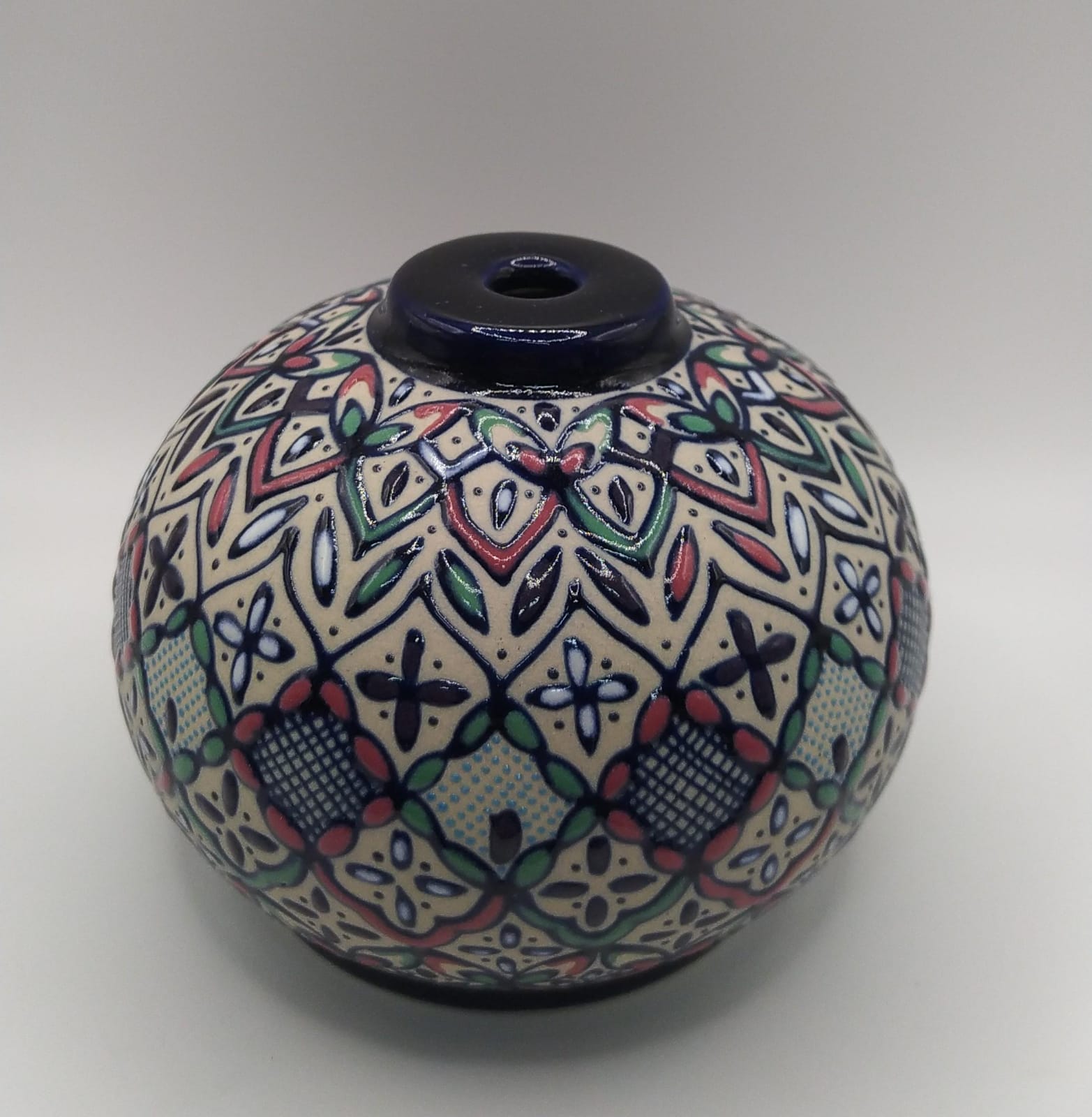 Bazaar deep purple ceramic pendant lamp, handcrafted in Guanajuato Mexico
